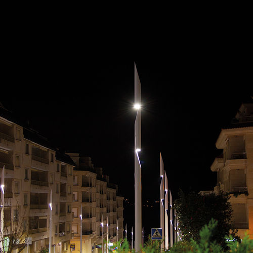 Lampadaire urbain - TALO - Setga - contemporain / en acier inoxydable / à LED