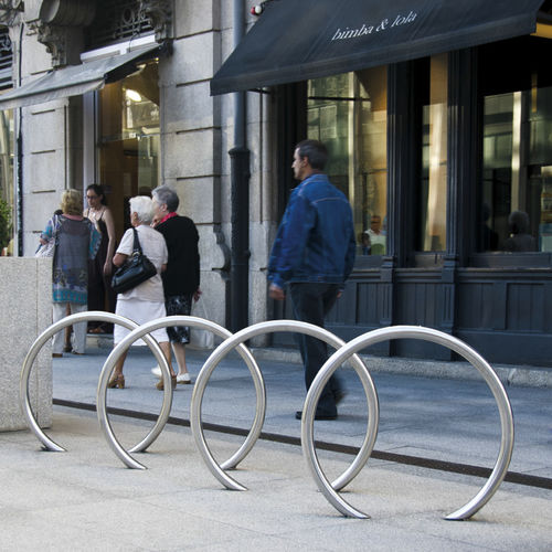 Range-vélo au sol - ANEL - Setga - pour espace public / en inox / professionnel