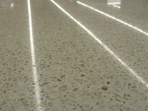 Revêtement de sol en terrazzo - SIBDEKODUR TERRAZO - IKOIDEAL - Sibland - texturé / aspect pierre / à haute résistance