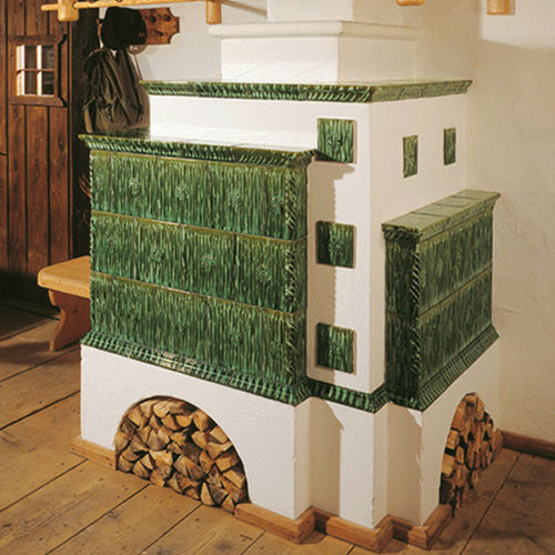 Poêle à bois - 1924 - Sommerhuber - traditionnel / en faïence