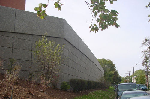 Mur de soutènement en béton armé - ALBANY MEDICAL CENTER - The Fort Miller Co. - modulaire / préfabriqué / routier