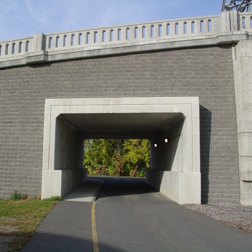 Tunnel à sections en béton armé - AMTRAK STATION - The Fort Miller Co.