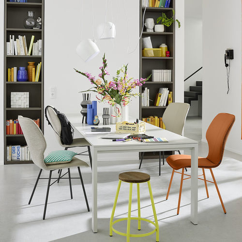 Chaise de salle à manger contemporaine - NEVIO - Musterring - d'intérieur / en tissu / en cuir
