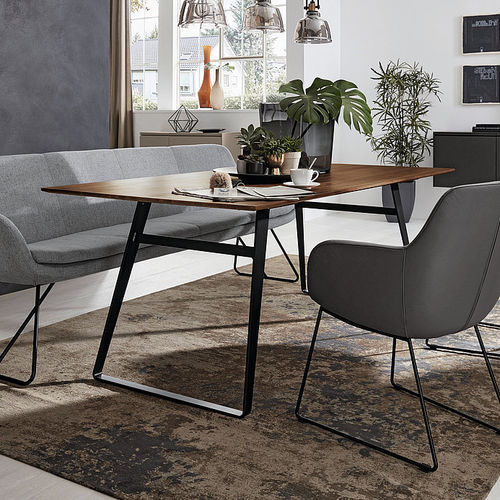 Table à manger contemporaine - TAVIA - Musterring - en chêne / avec piètement en acier / ronde