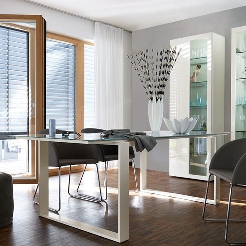 Table à manger contemporaine - ET 19 - NOW! By Hülsta - en verre laqué / en acier à revêtement par poudre / avec piètement en acier inoxydable