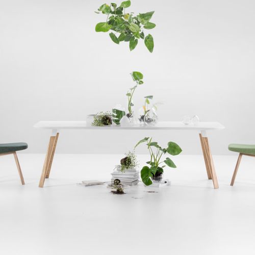 Table contemporaine - OBLIQUE - prostoria - en bois / avec piètement en bois / rectangulaire