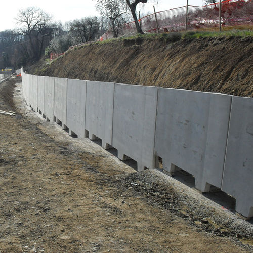 Mur de soutènement en béton - L-SHAPED WALLS - Paver - modulaire / préfabriqué / pour construction de pont