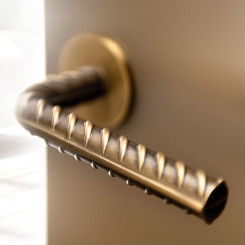 Poignée de porte - ROCKSOR - M&T 1997, a.s. - de fenêtre / en laiton / design original