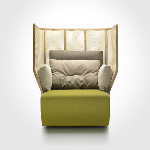 Fauteuil contemporain - Xistera - Bosc - en tissu / en chêne / en rotin