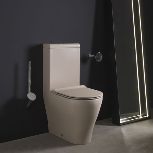 WC à poser - APP GOCLEAN® - FLAMINIA - en céramique / résidentiel / allongé