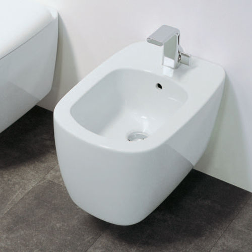 Bidet suspendu - MONÒ   - FLAMINIA - en céramique / par Patrick Norguet