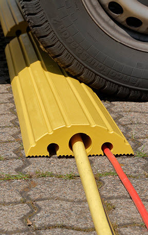Protège-câble en PVC - 20010 - Dancop International GmbH  - professionnel / pour espaces publics