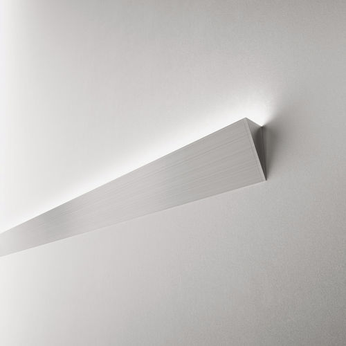 Luminaire en saillie - HISS - MACROLUX SRL  - à LED / linéaire / en aluminium extrudé