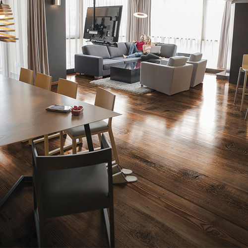 Parquet contrecollé - SUN WOOD DESIGN PARKETT - SALOON 06 - SUN WOOD by Stainer - massif / en chêne / à batons rompus