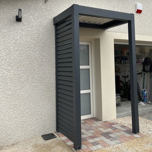 Auvent pour porte - SPR03 - AXIUM solutions aluminium - en aluminium / couverture en aluminium / plat