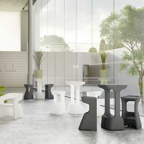 Tabouret de bar contemporain - KARLA - SOKOA - en polyéthylène / professionnel / de jardin