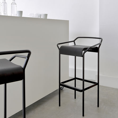 Tabouret de bar contemporain - DAO - Coedition - en chêne / en placage de bois / avec piètement en métal chromé
