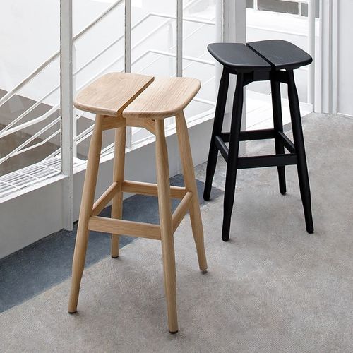 Tabouret de bar contemporain - DOM - Coedition - en chêne / en placage de bois / en bois verni