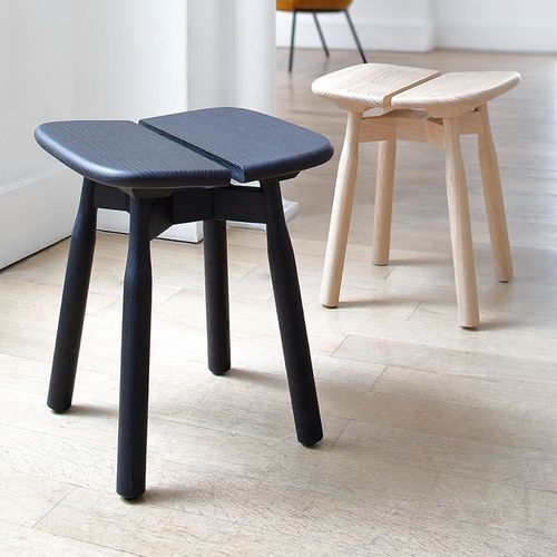 Tabouret contemporain - DOM - Coedition - en bois verni / en chêne / noir