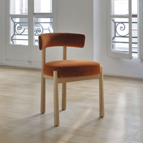 Chaise contemporaine - DALYA - Coedition - d'intérieur / en tissu / avec piètement en chêne