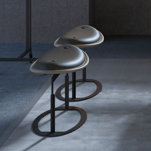 Tabouret contemporain - ALMA  - DIMENSIONE CHI WING LO - en cuir / en tissu / avec piètement en métal