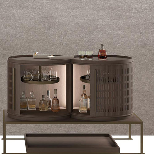 Meuble bar contemporain - YFOS  - DIMENSIONE CHI WING LO - en chêne naturel / en sucupira / en métal