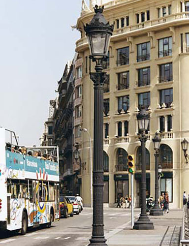 Lampadaire urbain - SERRA - Colomer - classique / en fonte / en aluminium anodisé
