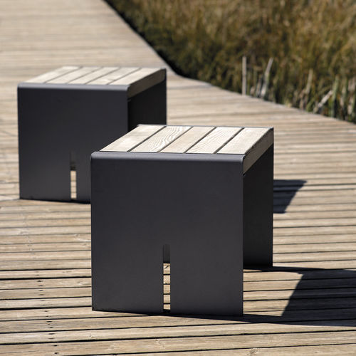 Tabouret contemporain - LAFORET - Colomer - en pin / avec piètement en acier / double