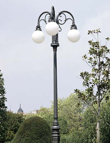 Lampadaire urbain - SOROLLA - Colomer - classique / en fonte / en aluminium anodisé