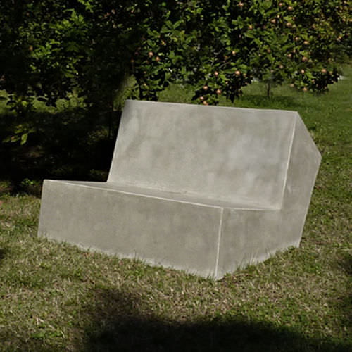 Canapé contemporain - CUT.3.60  - LOVECEMENT - d'extérieur / fait main / gris