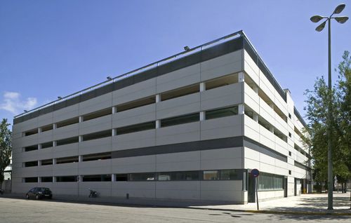 Parking souterrain - MERCABARNA - HORMIPRESA - en surface / préfabriqué