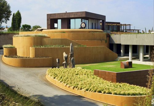 Bâtiment préfabriqué - BODEGAS TORRES WALTRAUD - HORMIPRESA - en béton / pour bureau / contemporain