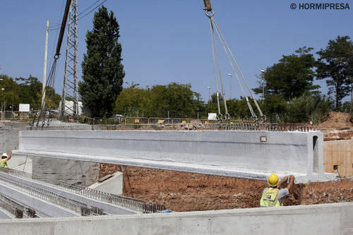 Poutre en béton précontraint - CIVIL TWIN™  - HORMIPRESA - en béton préfabriqué / en T / pour plancher