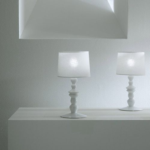 Lampe de table - ALIBABABY - KARMAN - en lin / en céramique / contemporaine