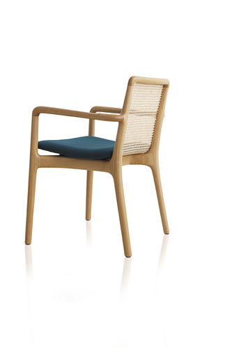 Chaise contemporaine - MILLA - SOLLOS - en bois / tapissée / résidentielle