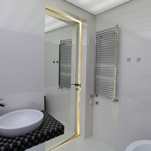 Porte d'intérieur - MIRROR - ZEROMUR Perfect Doors - en verre / en aluminium / battante