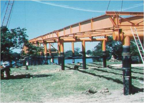 Colonne en acier - Short span steel - préfabriquée