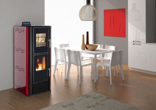 Poêle chaudière à granulés - COMO  - KARMEK ONE SRL - contemporain / en acier