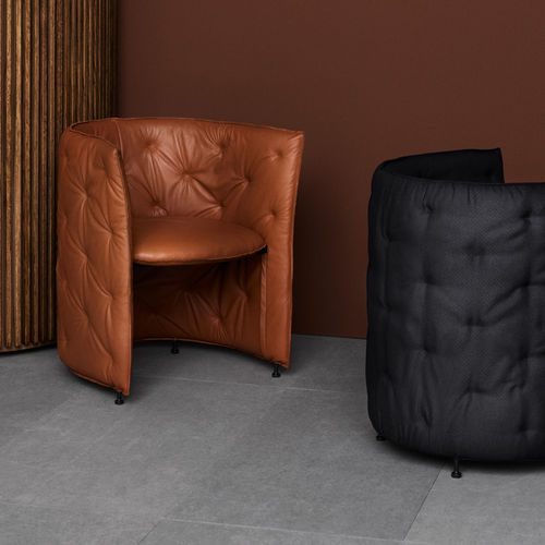 Fauteuil club classique - NICHE - Fogia - en cuir / en tissu / en métal