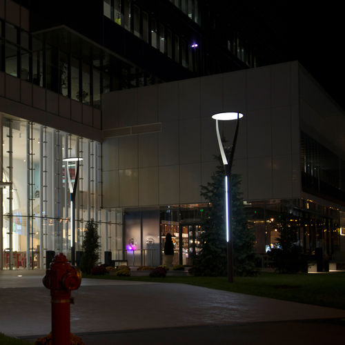 Lampadaire urbain - XVEGA - Arelux - contemporain / en fonte d'aluminium / en aluminium extrudé