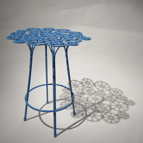 Tabouret de bar design original - ESTRELA - A lot of Brasil - avec piètement en acier / de jardin / bleu