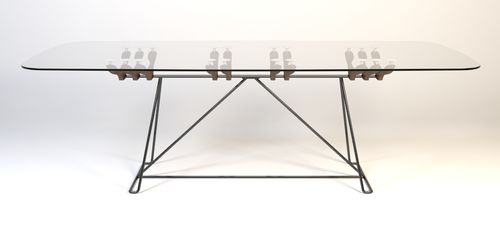 Table à manger contemporaine - ESQUELETO - A lot of Brasil - en bois / en verre / en acier
