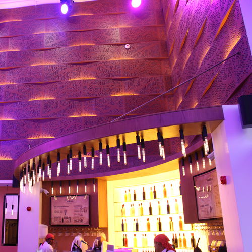 Panneau acoustique pour faux-plafond - DOME THEATRE BOXPARK, DUBAI - Bruag Design Factory AG - en HPL / professionnel / décoratif