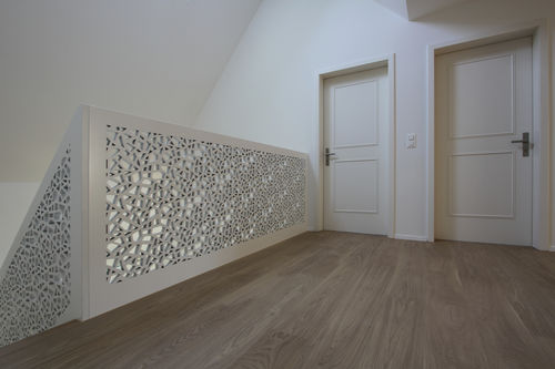 Garde-corps en MDF - SINGLE FAMILY HOUSE - Bruag Design Factory AG - à panneaux / d'intérieur / pour escalier