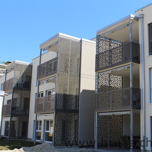 Brise-soleil en composite - CELLON - MFH KLINGNAU - Bruag Design Factory AG - en HPL / pour façade / pour véranda