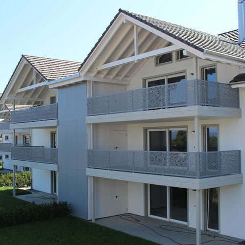 Balcon à panneaux - CELLON - MFH FRUTHWILEN - Bruag Design Factory AG - en composite / en HPL
