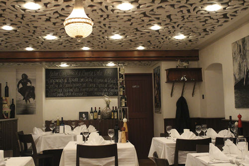 Panneau acoustique pour plafond - RESTAURANT DOLCE VITA SIRNACH - Bruag Design Factory AG - pour faux-plafond / MDF / rectangulaire