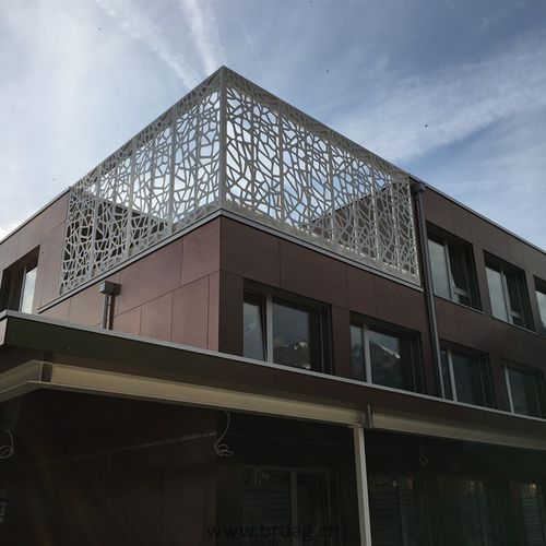Balcon à barreaux - CELLON - PRIVATE HOUSE - Bruag Design Factory AG - en bois / antieffraction