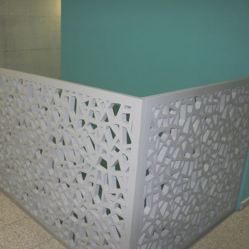 Garde-corps en HPL - RC KLIMATECHNIK - Bruag Design Factory AG - en MDF / à panneaux / d'intérieur