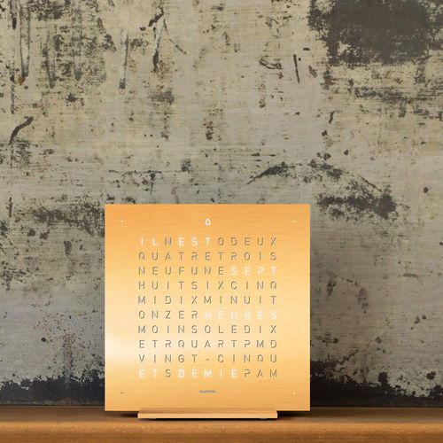 Horloge contemporaine - GOLDEN LEGEND - qlocktwo - de table / à affichage digital LCD / en aluminium